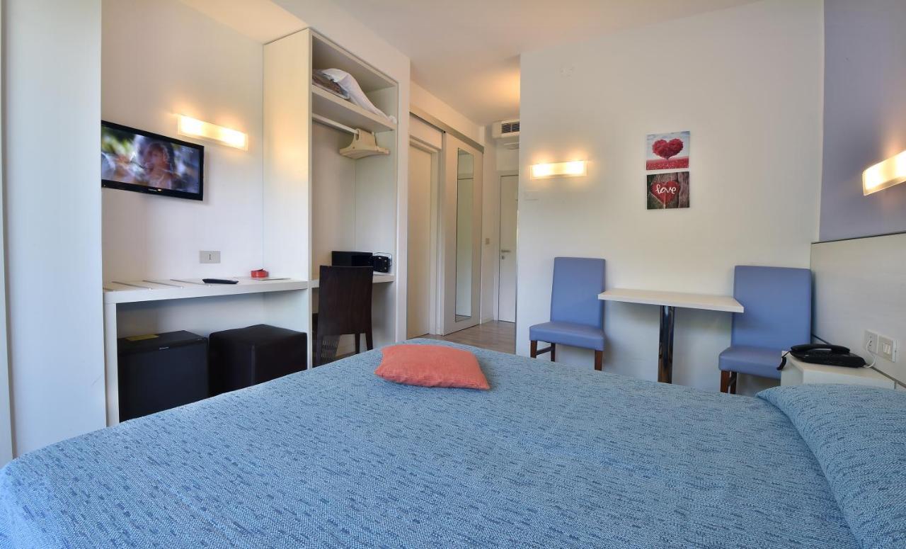 Hotel Meuble Nazionale Lignano Sabbiadoro Luaran gambar