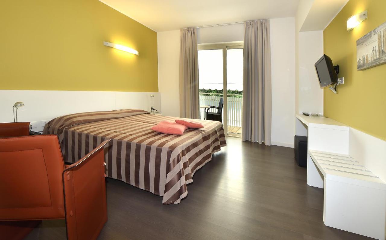 Hotel Meuble Nazionale Lignano Sabbiadoro Luaran gambar