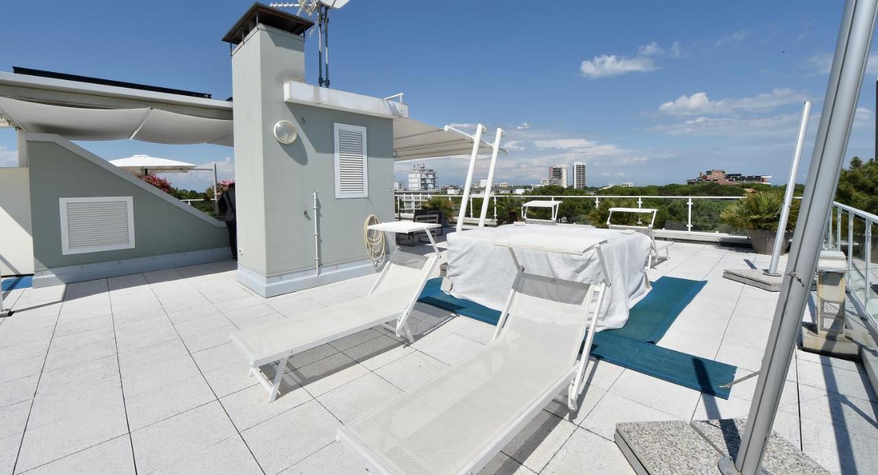 Hotel Meuble Nazionale Lignano Sabbiadoro Luaran gambar