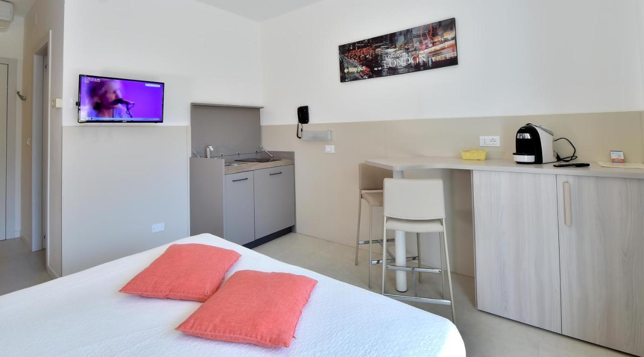 Hotel Meuble Nazionale Lignano Sabbiadoro Luaran gambar