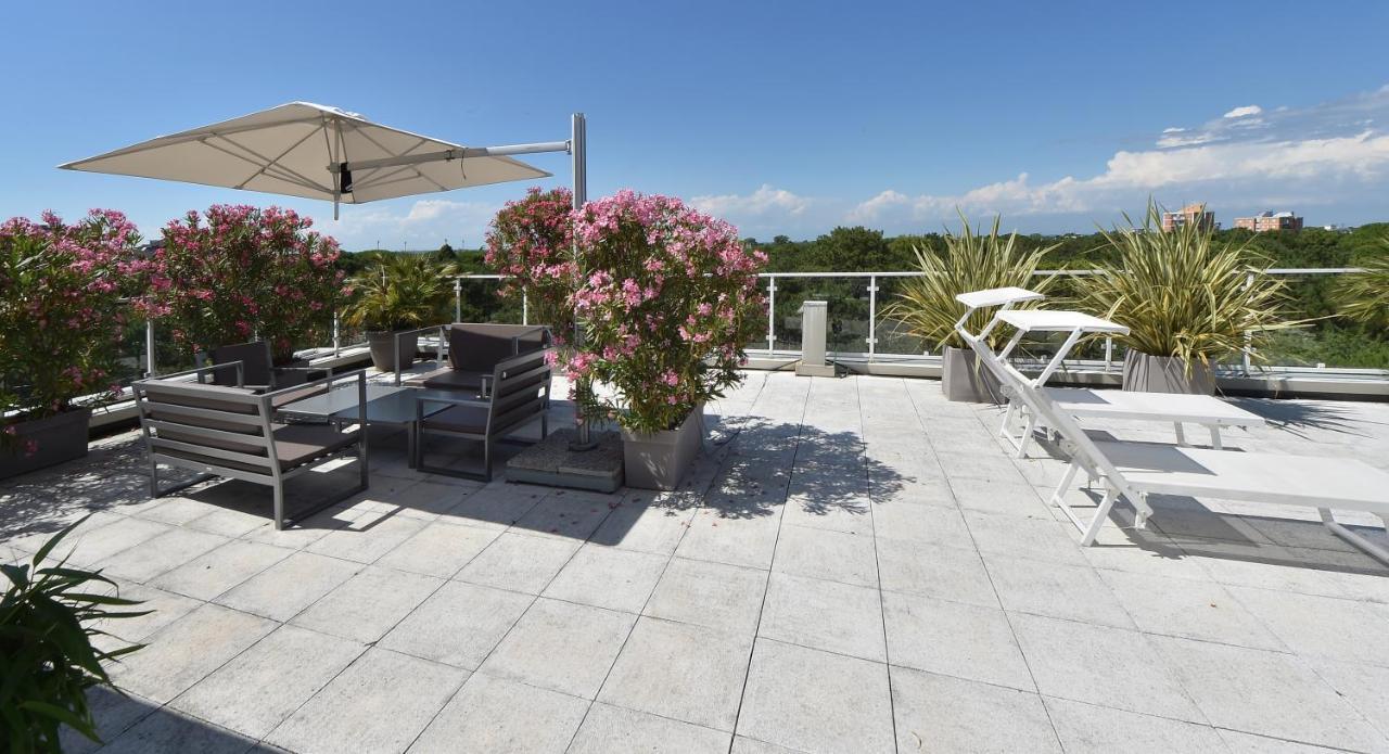 Hotel Meuble Nazionale Lignano Sabbiadoro Luaran gambar