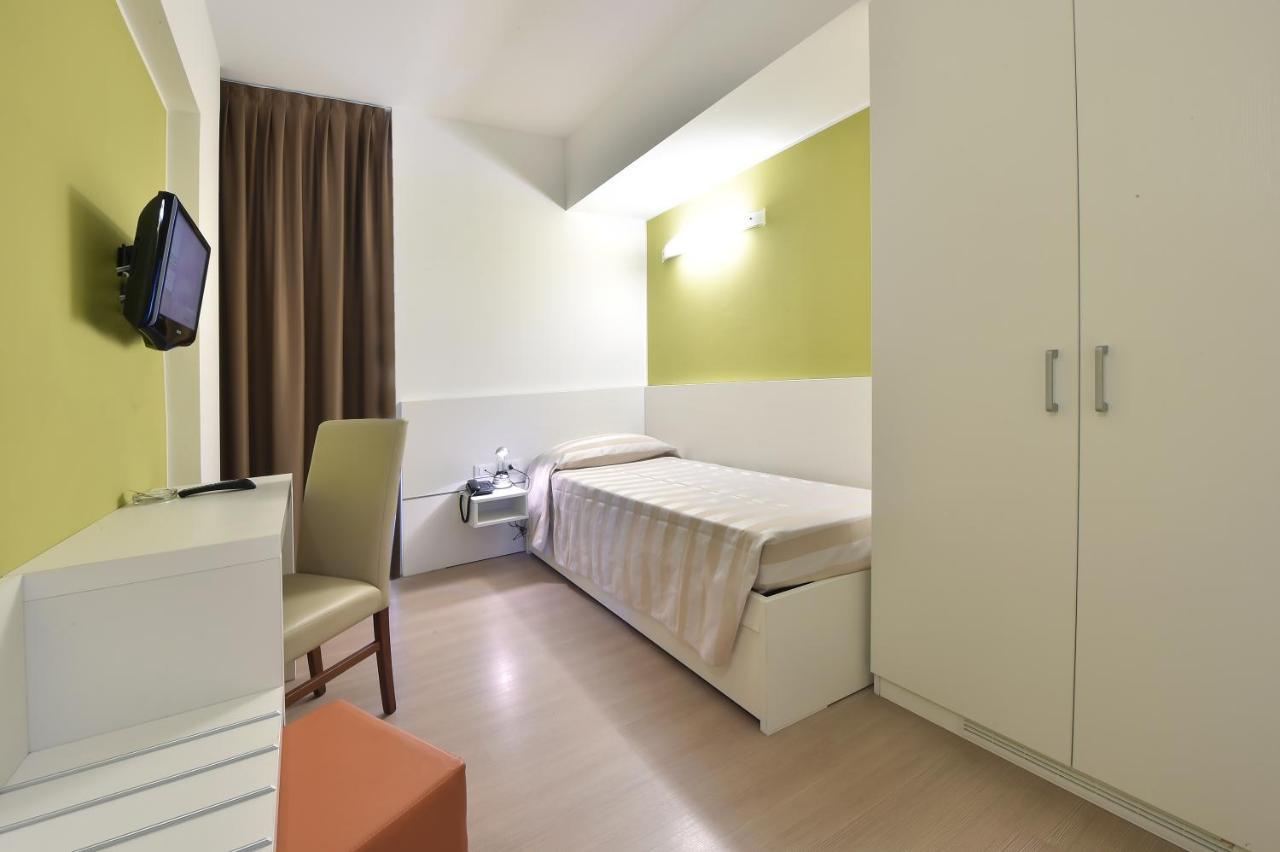 Hotel Meuble Nazionale Lignano Sabbiadoro Luaran gambar