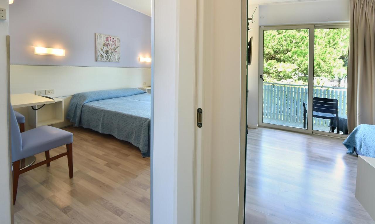 Hotel Meuble Nazionale Lignano Sabbiadoro Luaran gambar