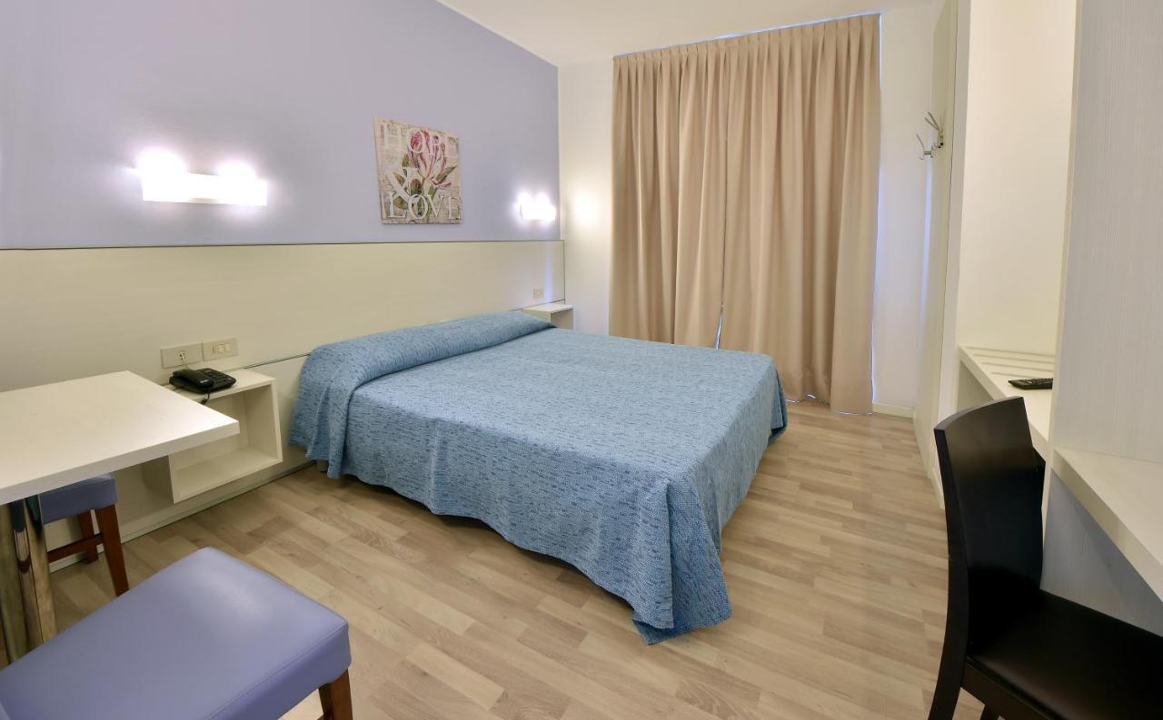 Hotel Meuble Nazionale Lignano Sabbiadoro Luaran gambar