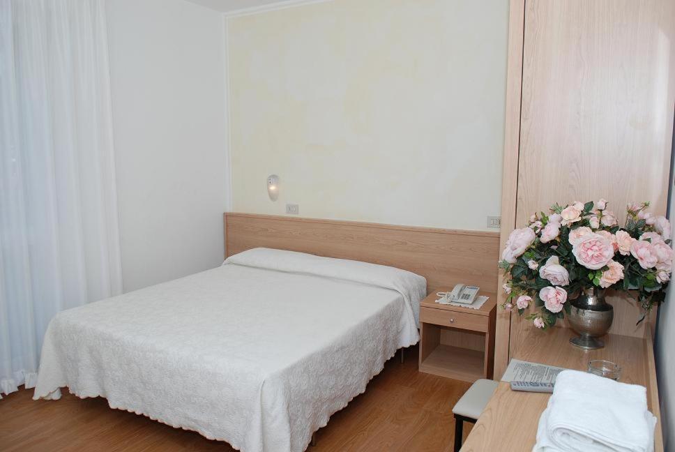 Hotel Meuble Nazionale Lignano Sabbiadoro Luaran gambar