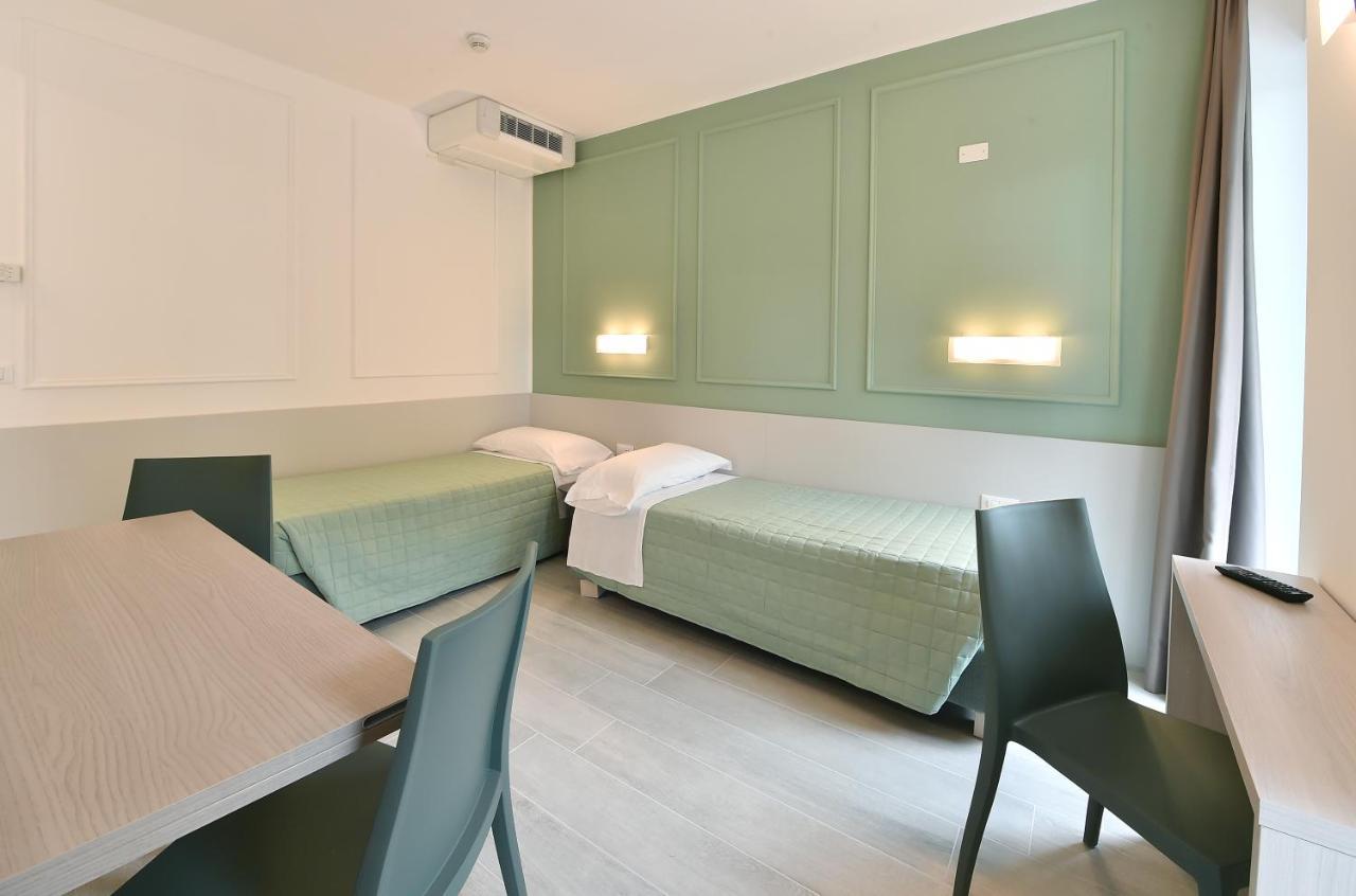 Hotel Meuble Nazionale Lignano Sabbiadoro Luaran gambar