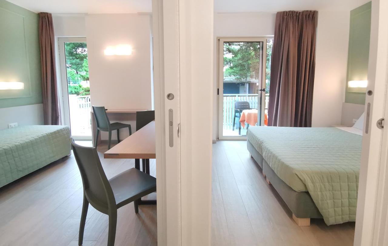 Hotel Meuble Nazionale Lignano Sabbiadoro Luaran gambar