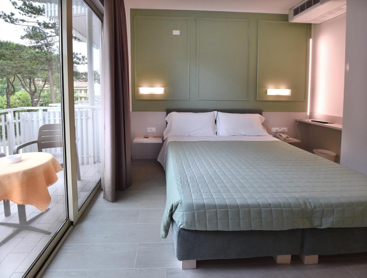 Hotel Meuble Nazionale Lignano Sabbiadoro Luaran gambar