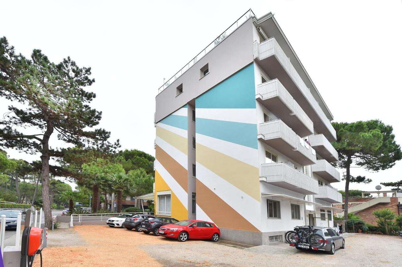 Hotel Meuble Nazionale Lignano Sabbiadoro Luaran gambar