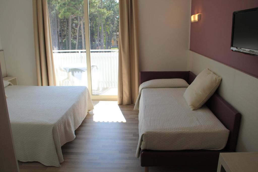 Hotel Meuble Nazionale Lignano Sabbiadoro Bilik gambar