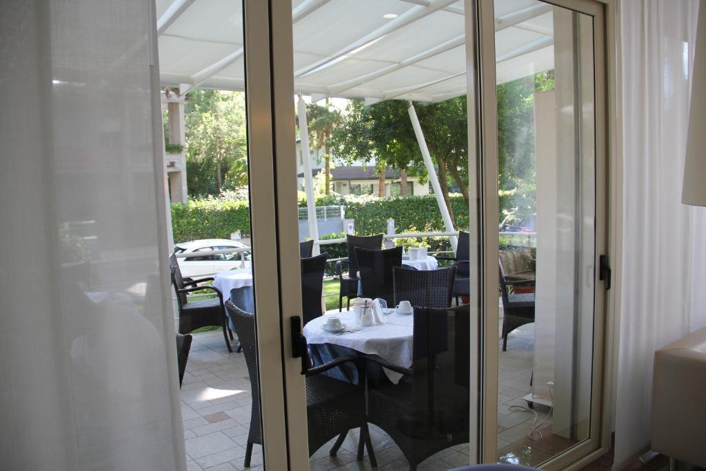 Hotel Meuble Nazionale Lignano Sabbiadoro Luaran gambar